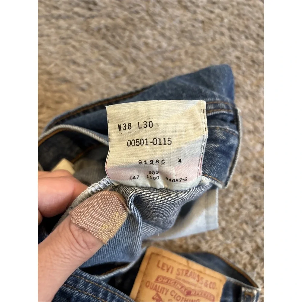 Levi's 501 Jeans Mens 38x30 Regular Straight Leg Button Fly Dark Wash Blue Denim